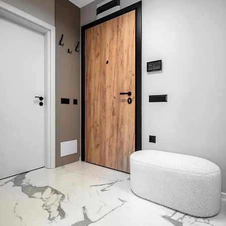 Apartment Brand New Luxury 1br In W/ Terrace *